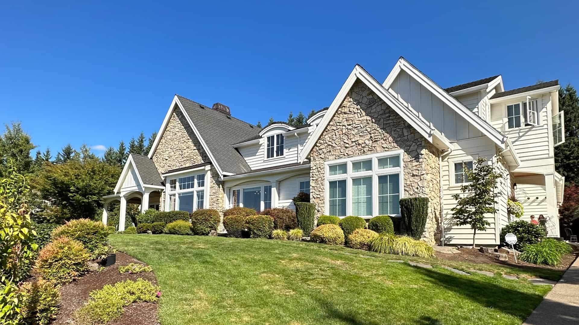 Expert Property Maintenance Banner